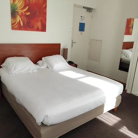 Hotel La Rivière 3*