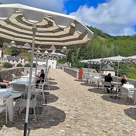 호텔 Logis Hotel Restaurant La Riviere 앙트레그쉬르트뤼예르