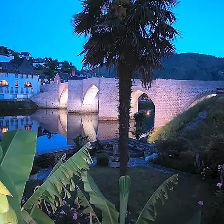 Logis Restaurant La Riviere Hotel 3*
