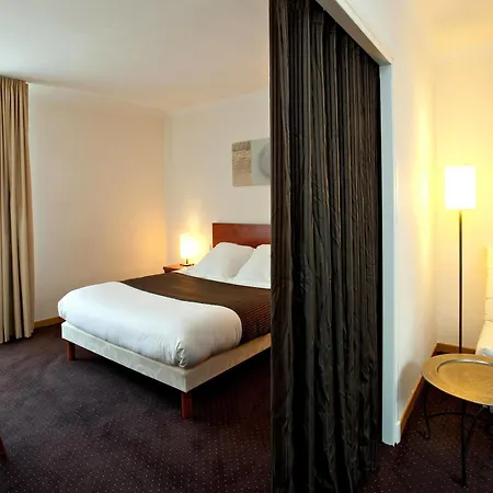 Hotel La Rivière 3*