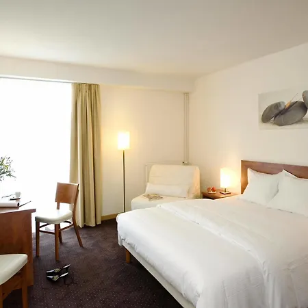 Hotel La Rivière 3*