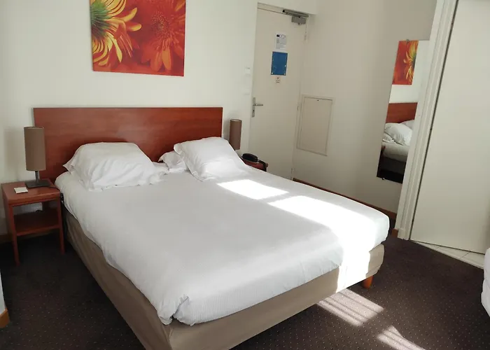 Hotel La Rivière 3*