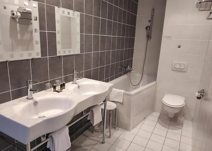 Hotel La Rivière Entraygues-sur-Truyère