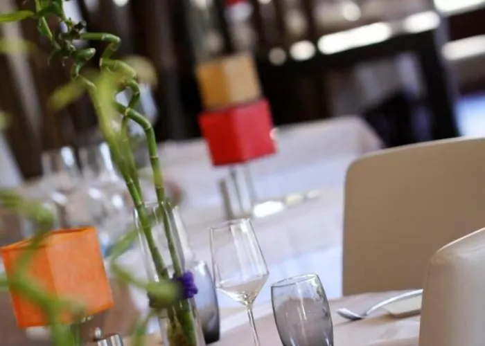 Hotel La Rivière 3*